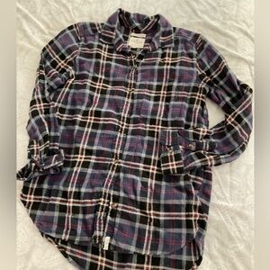 Like New- AE Flannel